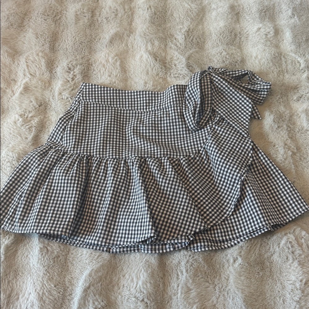 Black and White Gingham Skort with Ruffle Detail